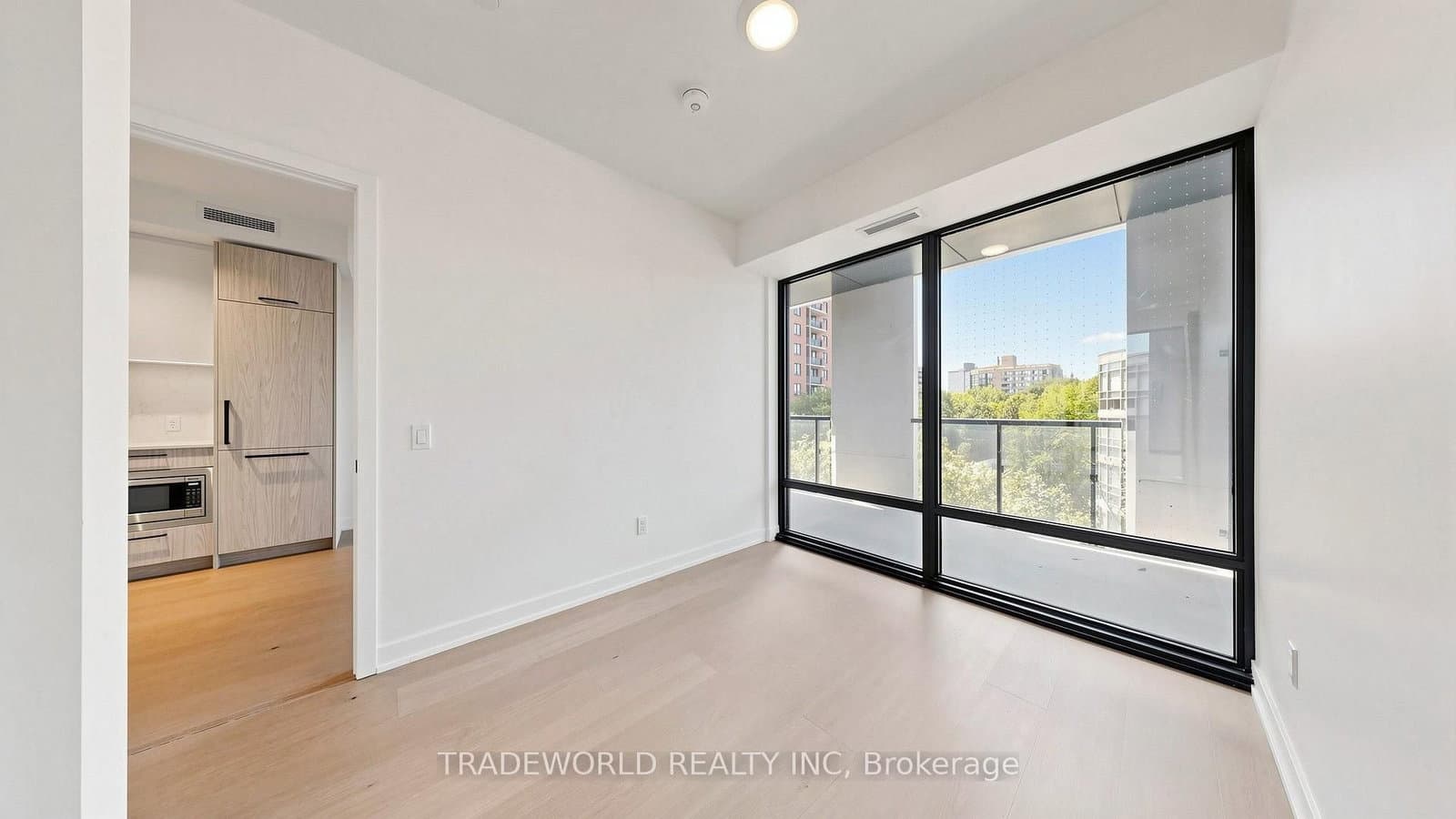 91 Montclair Avenue, Unit 707 thumbnail 15