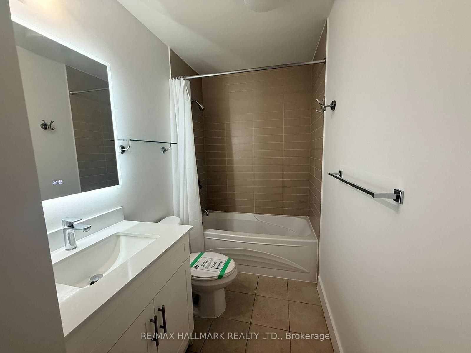 23 Sheppard Avenue E, Unit 2011 thumbnail 6