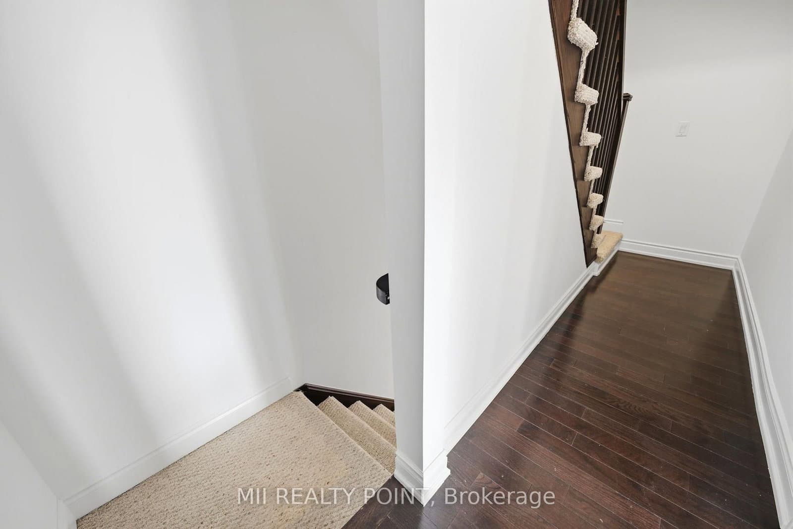 2 Maxwell Street, Unit 201 thumbnail 28
