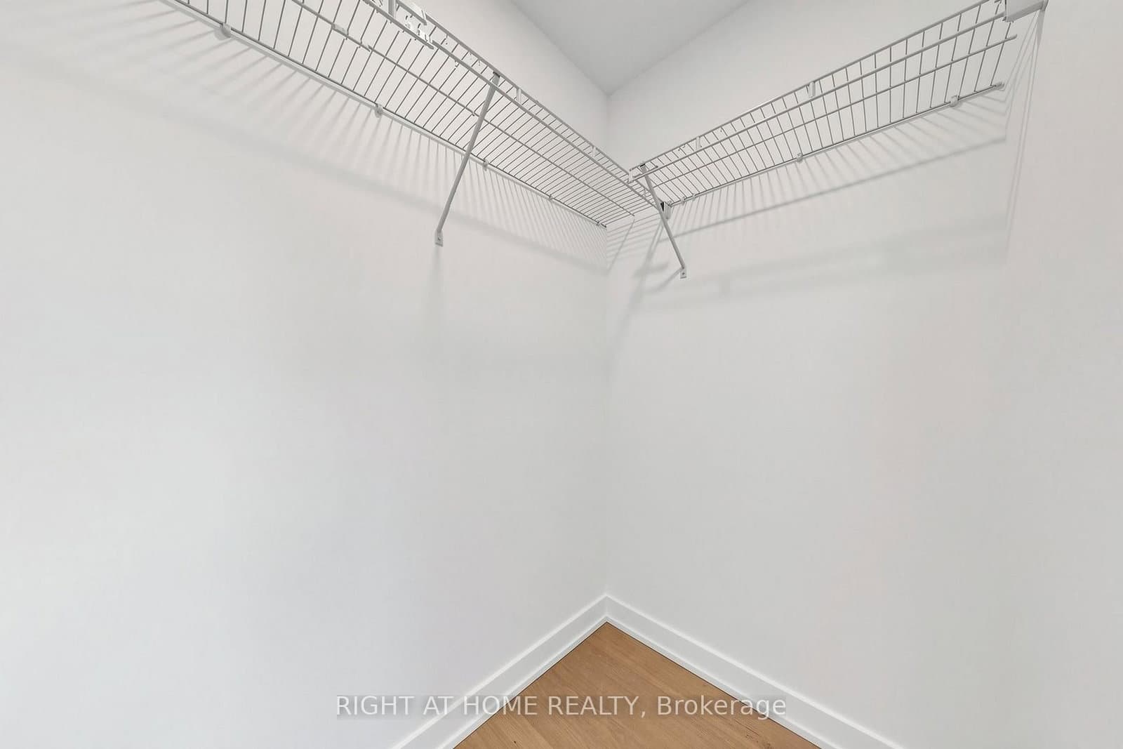 91 Montclair Avenue, Unit 536 thumbnail 20