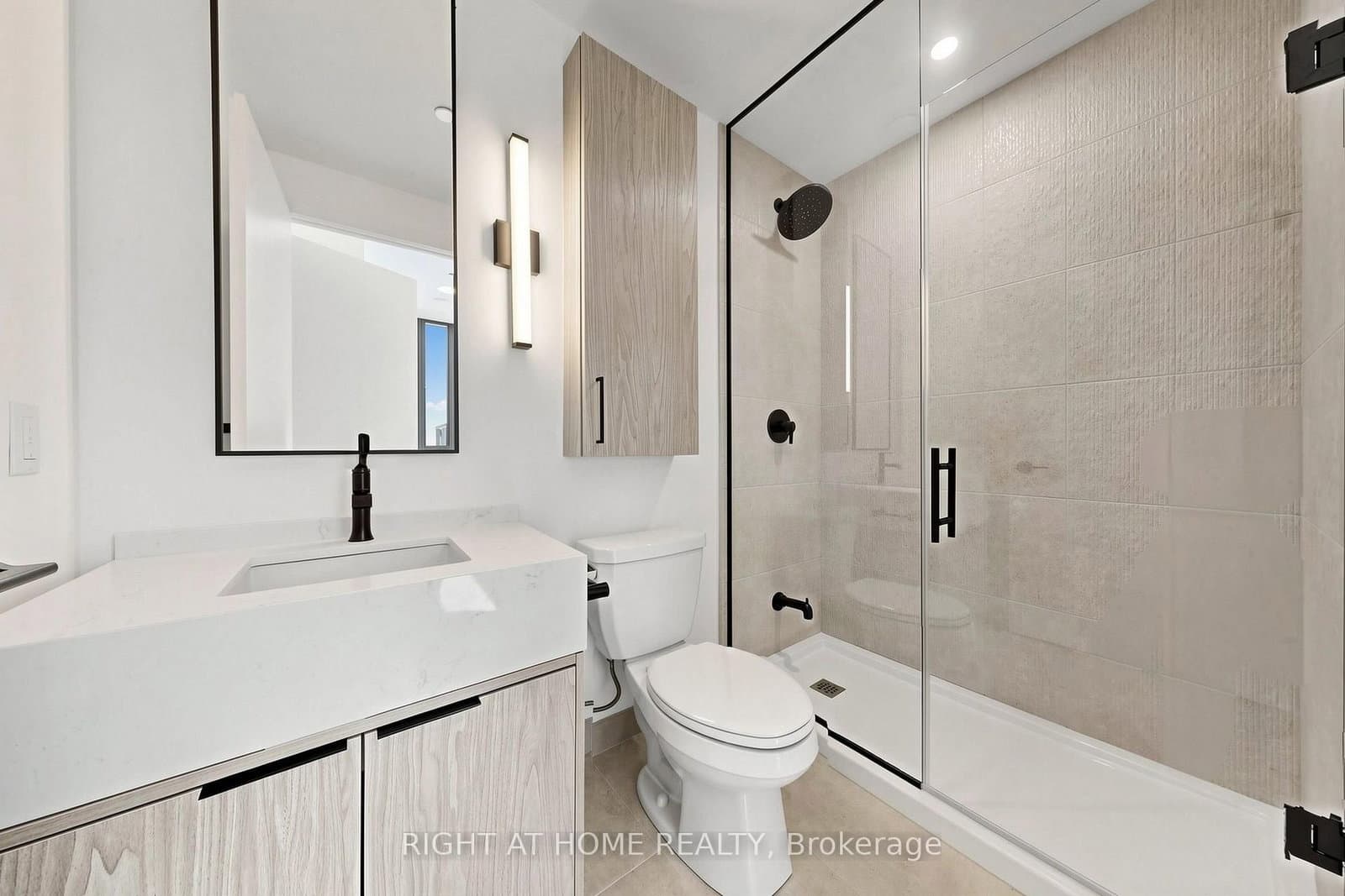91 Montclair Avenue, Unit 832 thumbnail 20