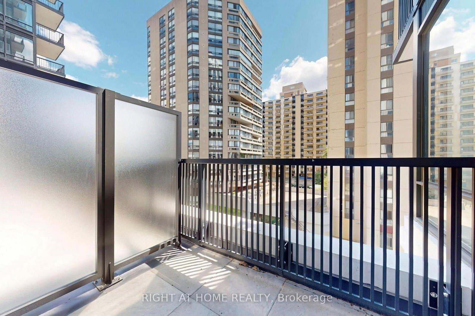91 Montclair Avenue, Unit 837 thumbnail 37