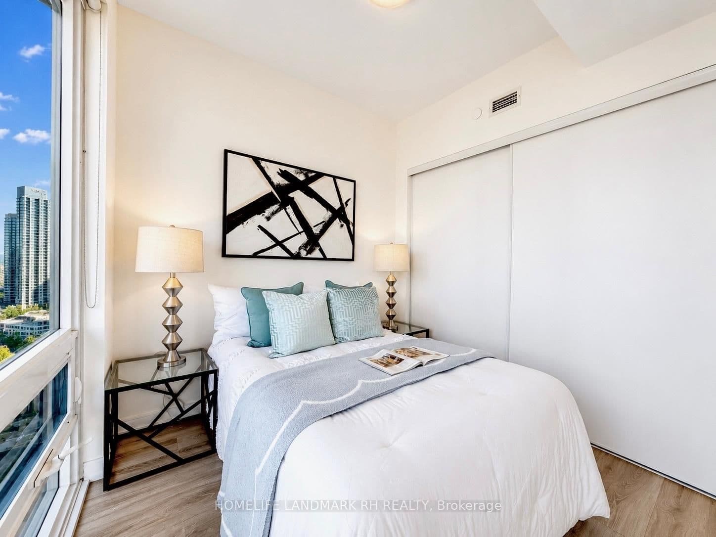 28 Wellesley Street E, Unit 1004 thumbnail 14