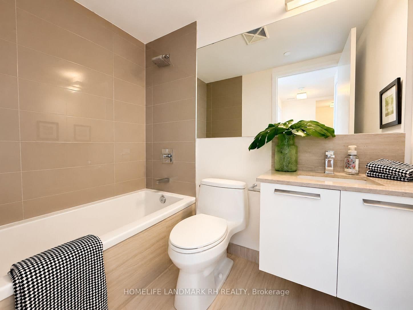 28 Wellesley Street E, Unit 1004 thumbnail 15
