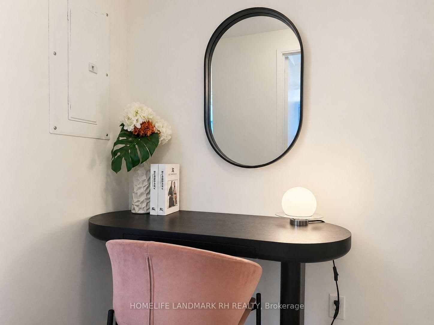 28 Wellesley Street E, Unit 1004 thumbnail 17