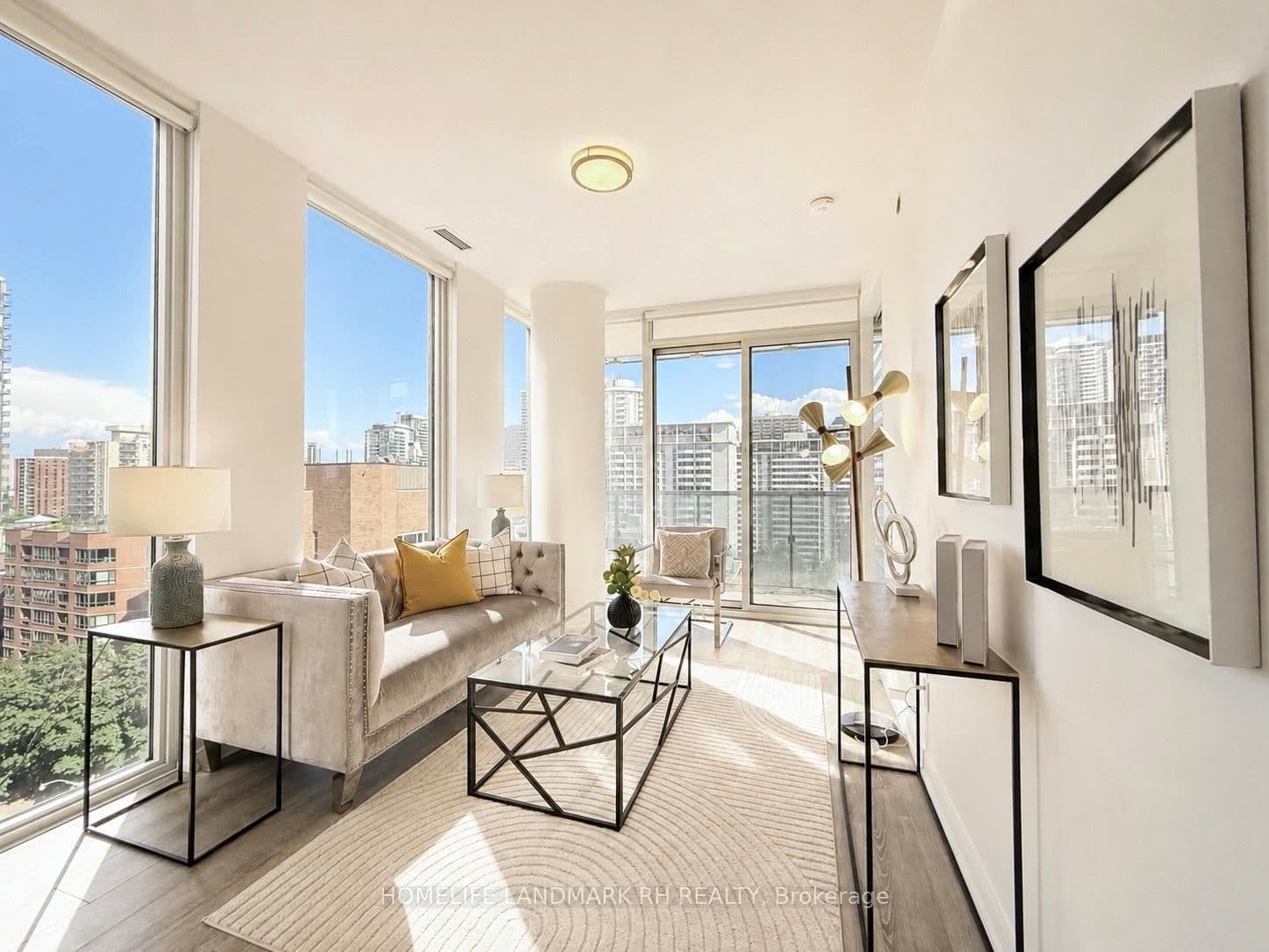 28 Wellesley Street E, Unit 1004 thumbnail 2