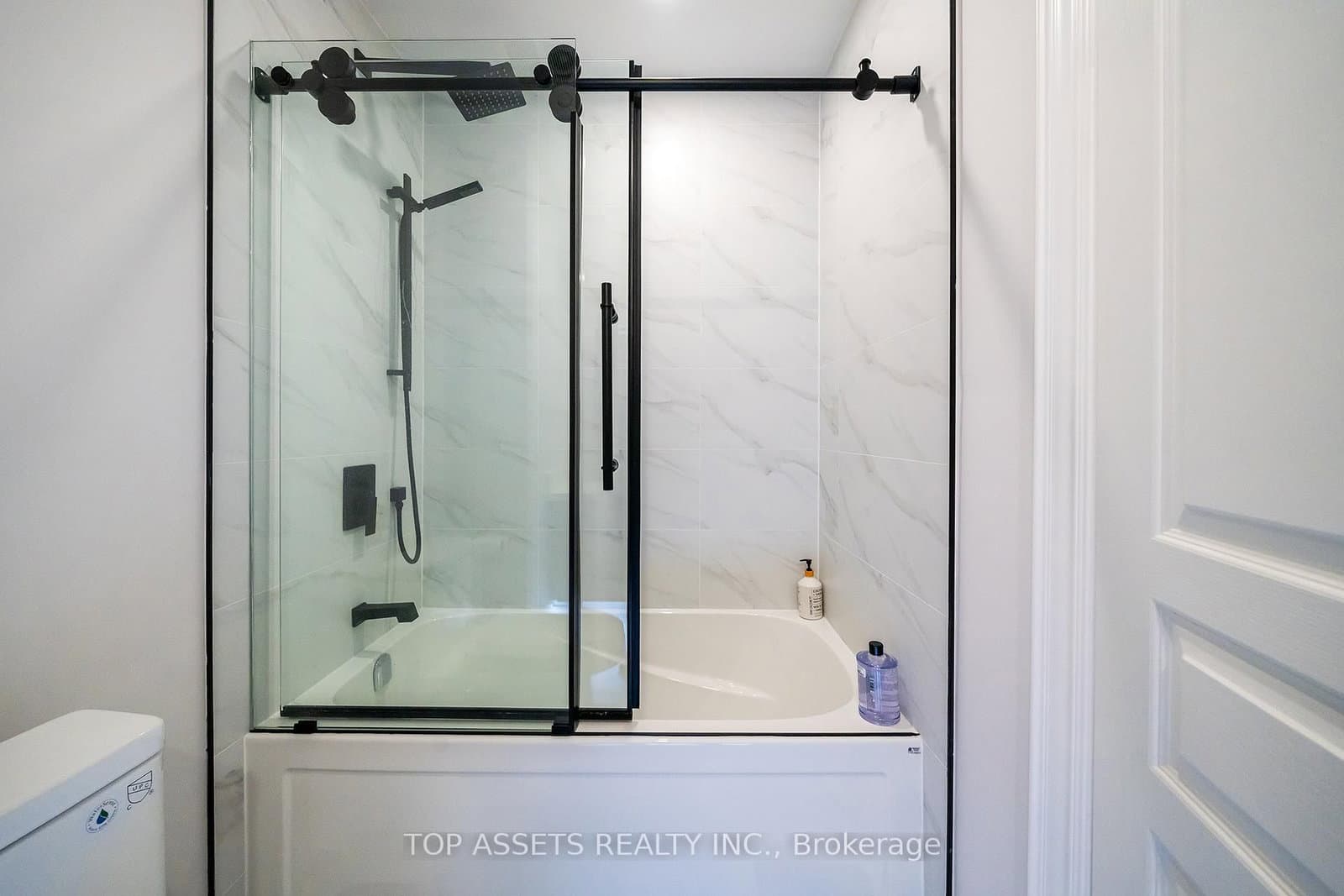 11 Everson Drive, Unit 105 thumbnail 21
