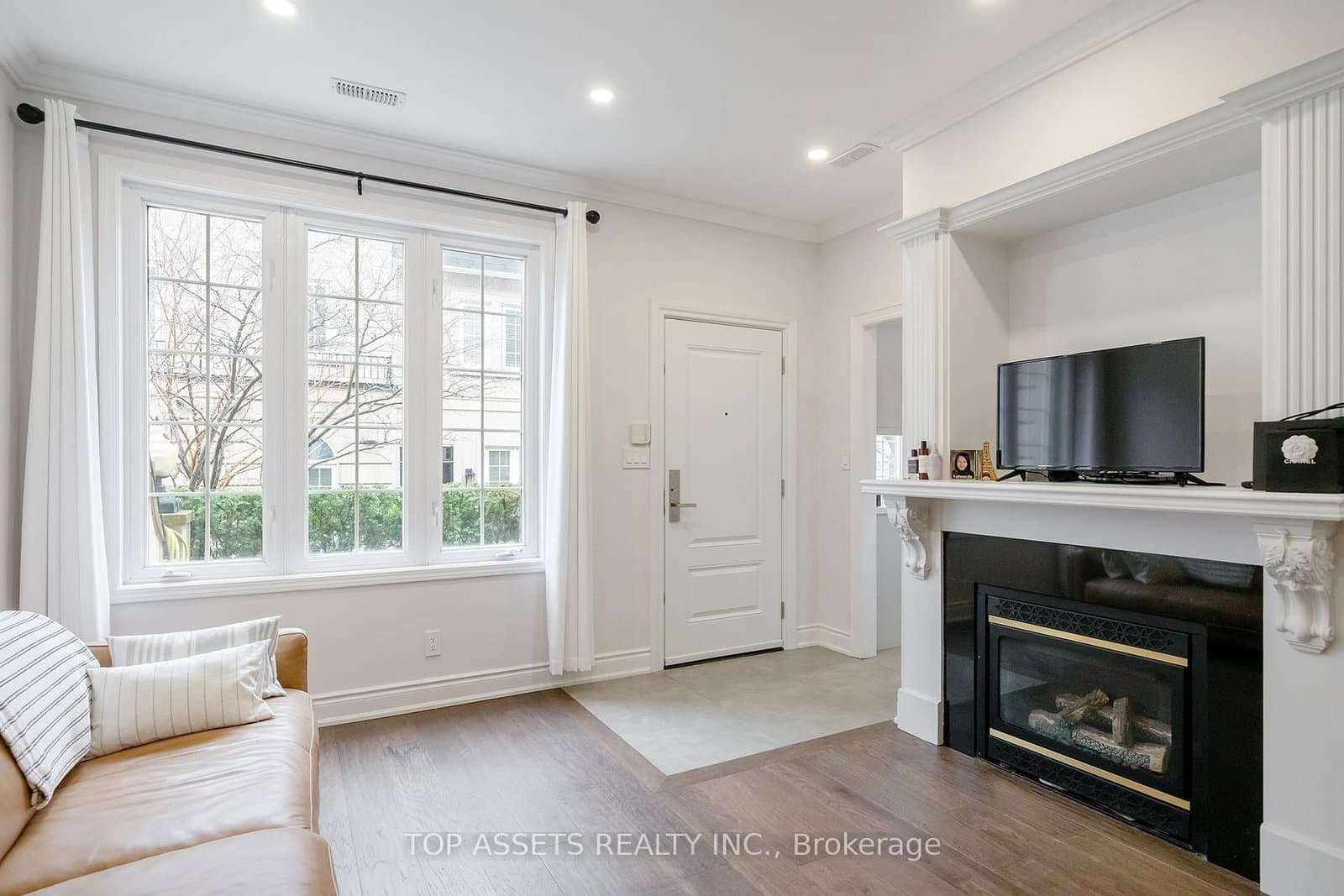 11 Everson Drive, Unit 105 thumbnail 5