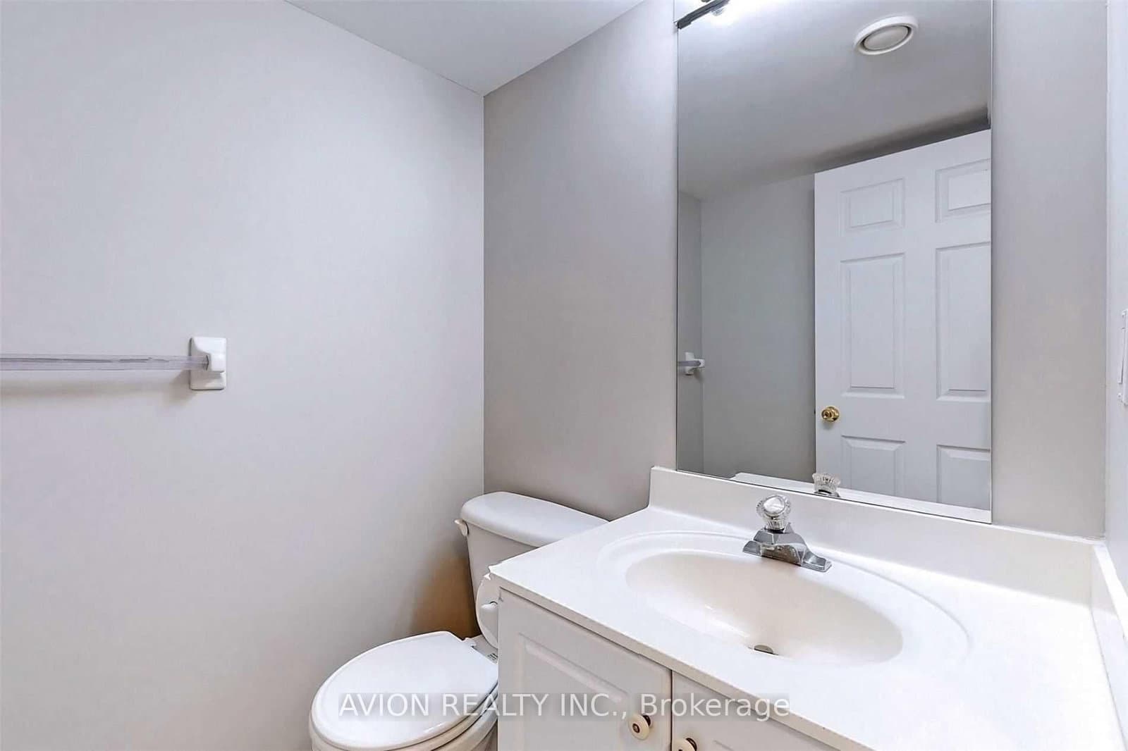 1720 Eglinton Avenue E, Unit 320 thumbnail 32