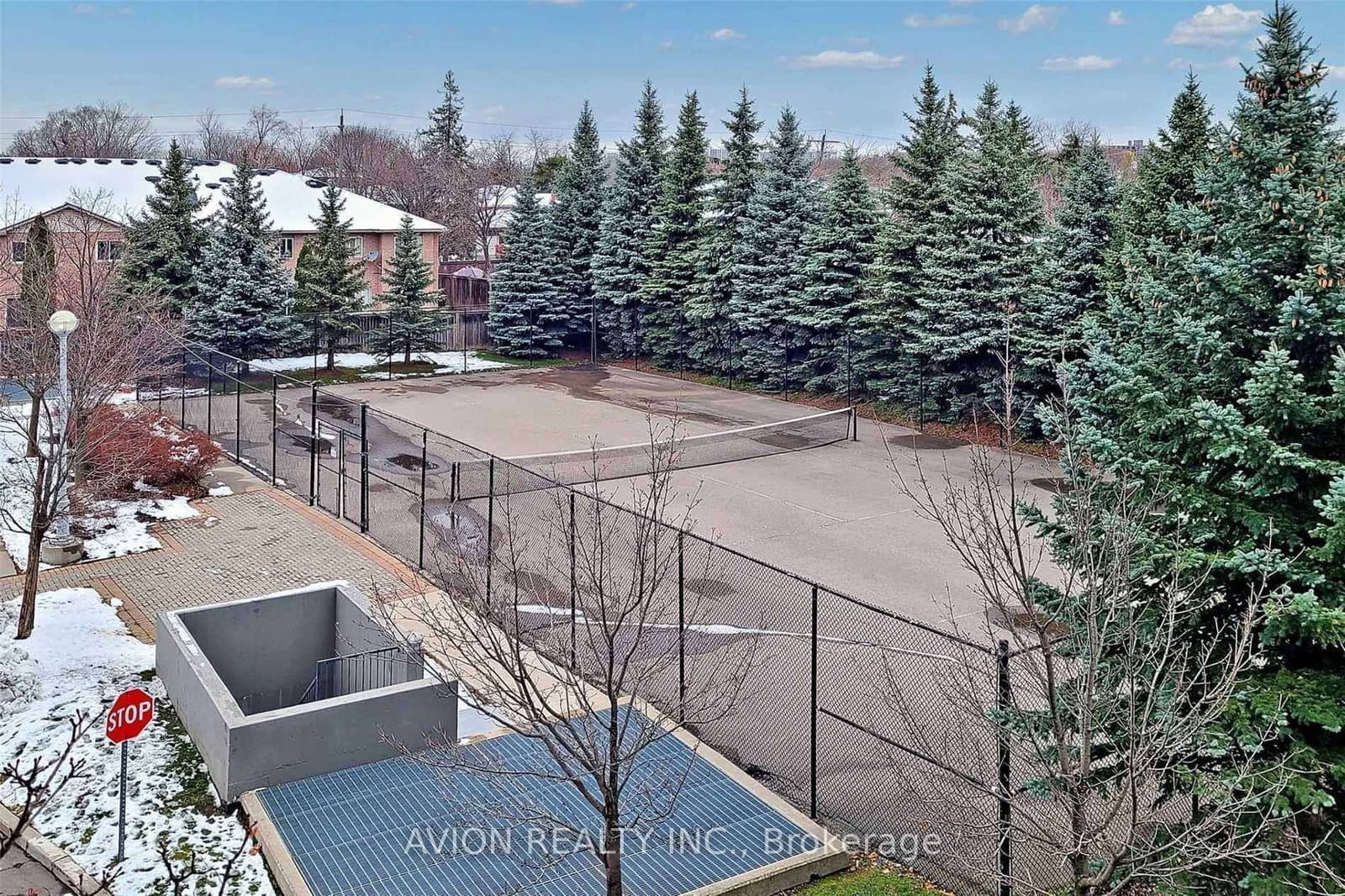 1720 Eglinton Avenue E, Unit 320 thumbnail 33