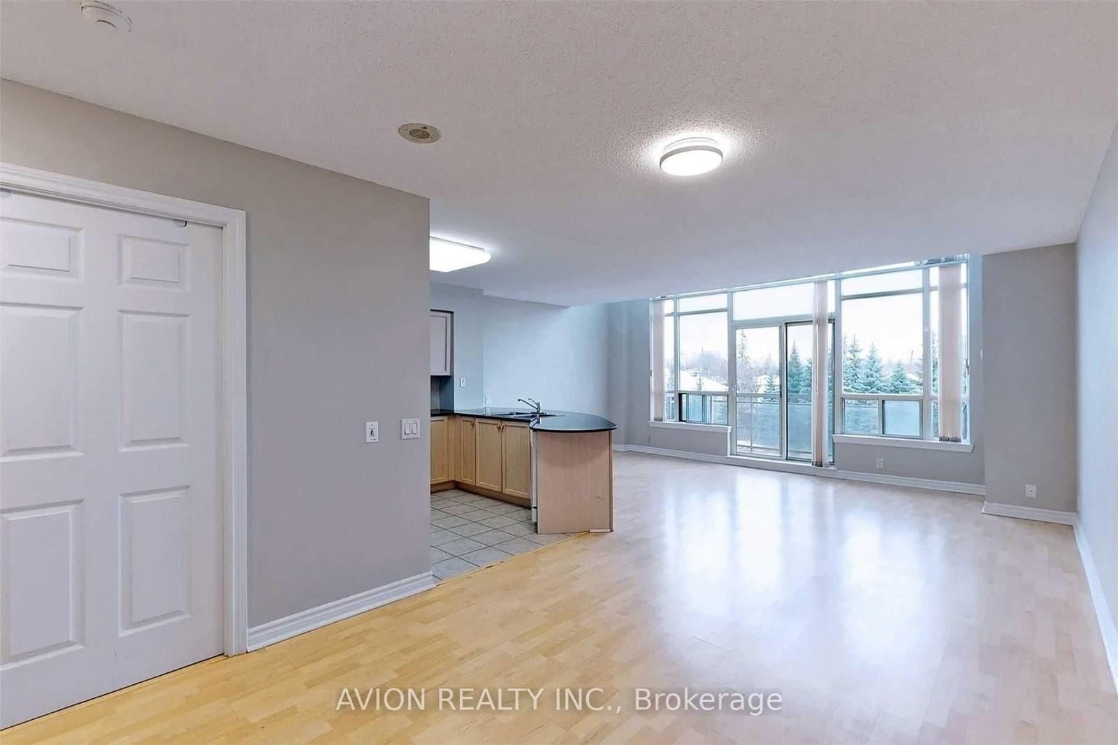 1720 Eglinton Avenue E, Unit 320 thumbnail 7