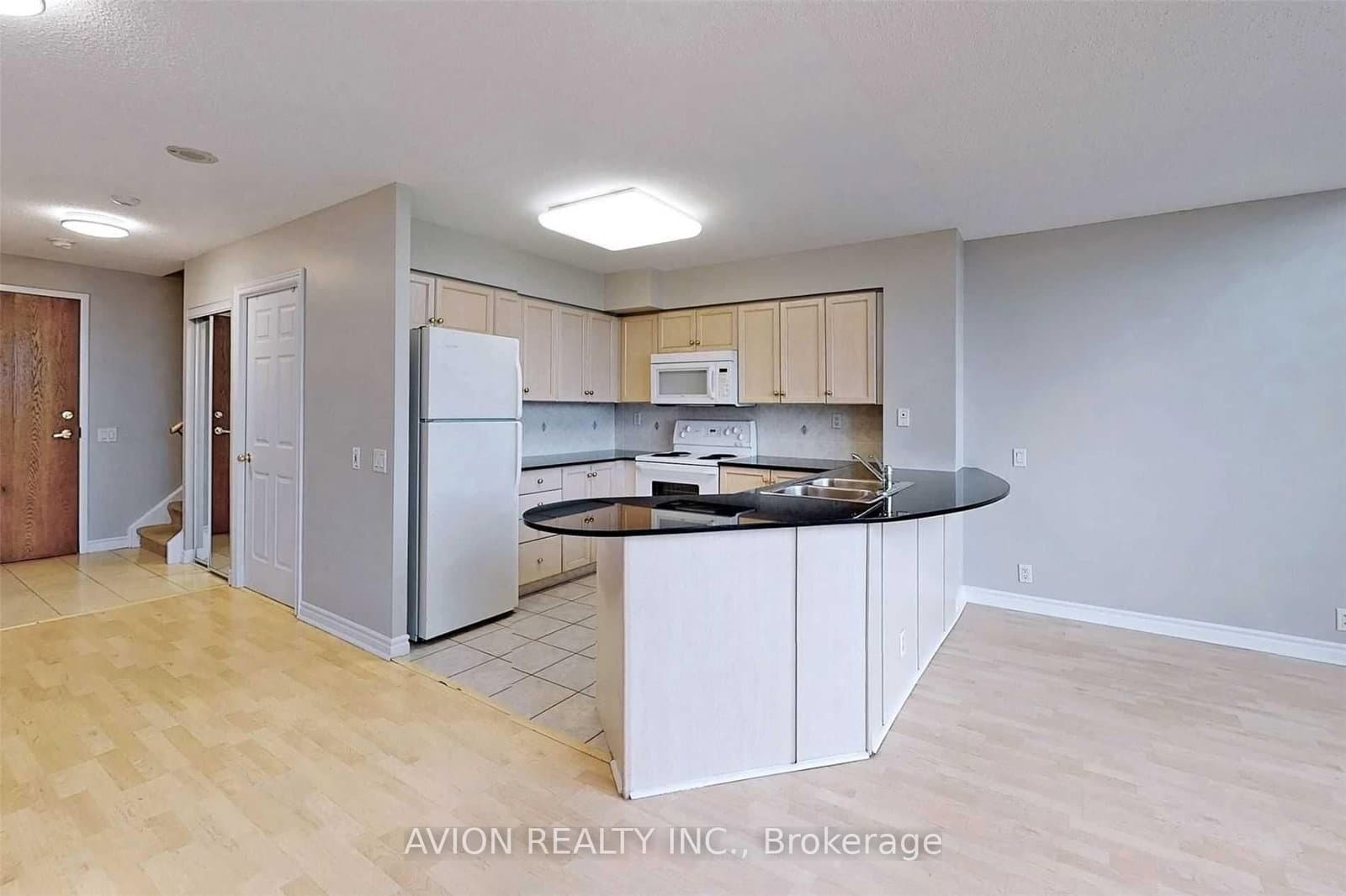 1720 Eglinton Avenue E, Unit 320 thumbnail 8