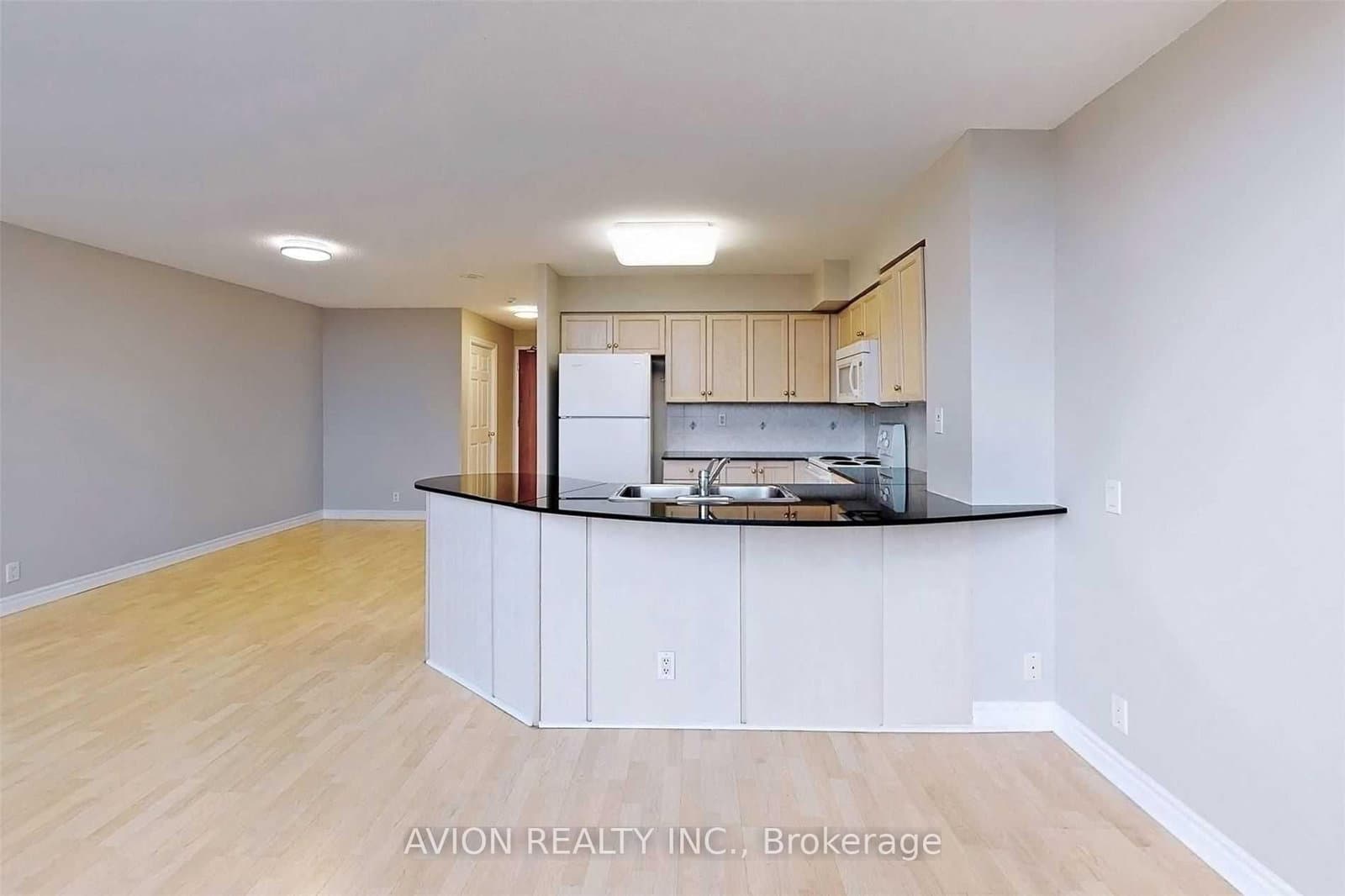 1720 Eglinton Avenue E, Unit 320 thumbnail 9