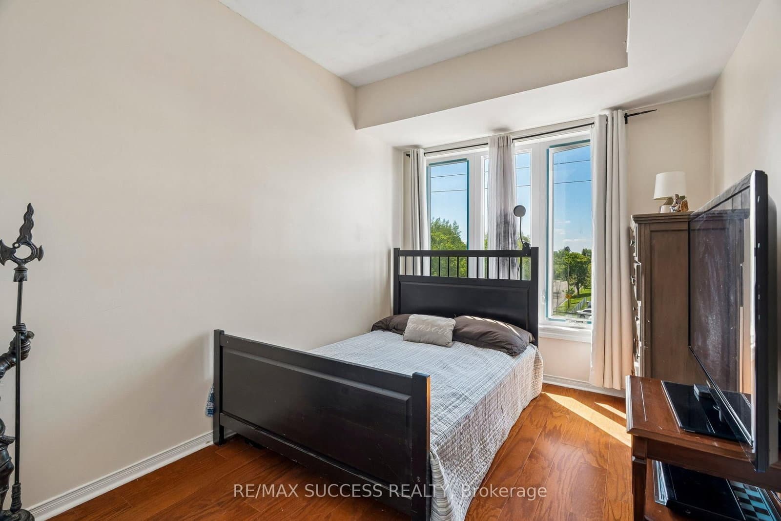 1000 Sheppard Avenue W, Unit 301 thumbnail 24