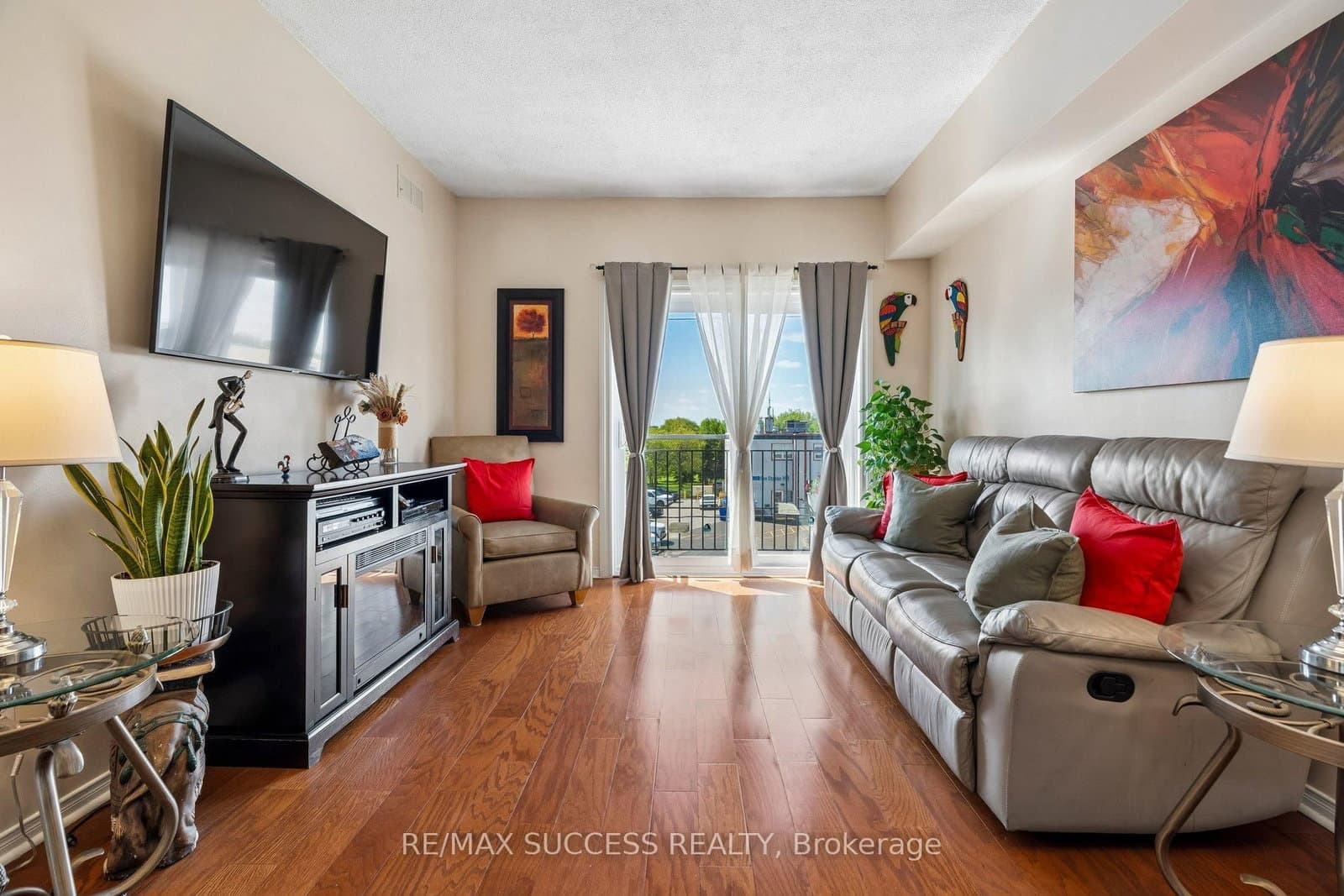 1000 Sheppard Avenue W, Unit 301 thumbnail 8