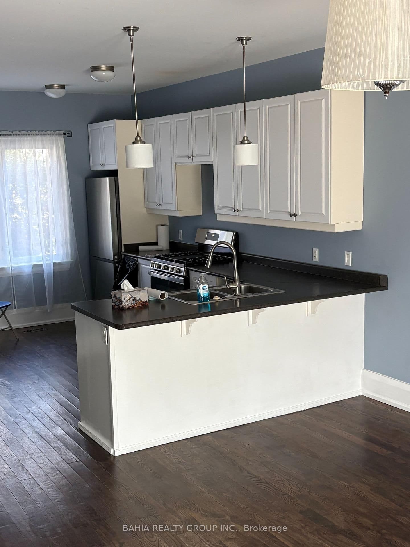 687 Richmond Street W thumbnail 6