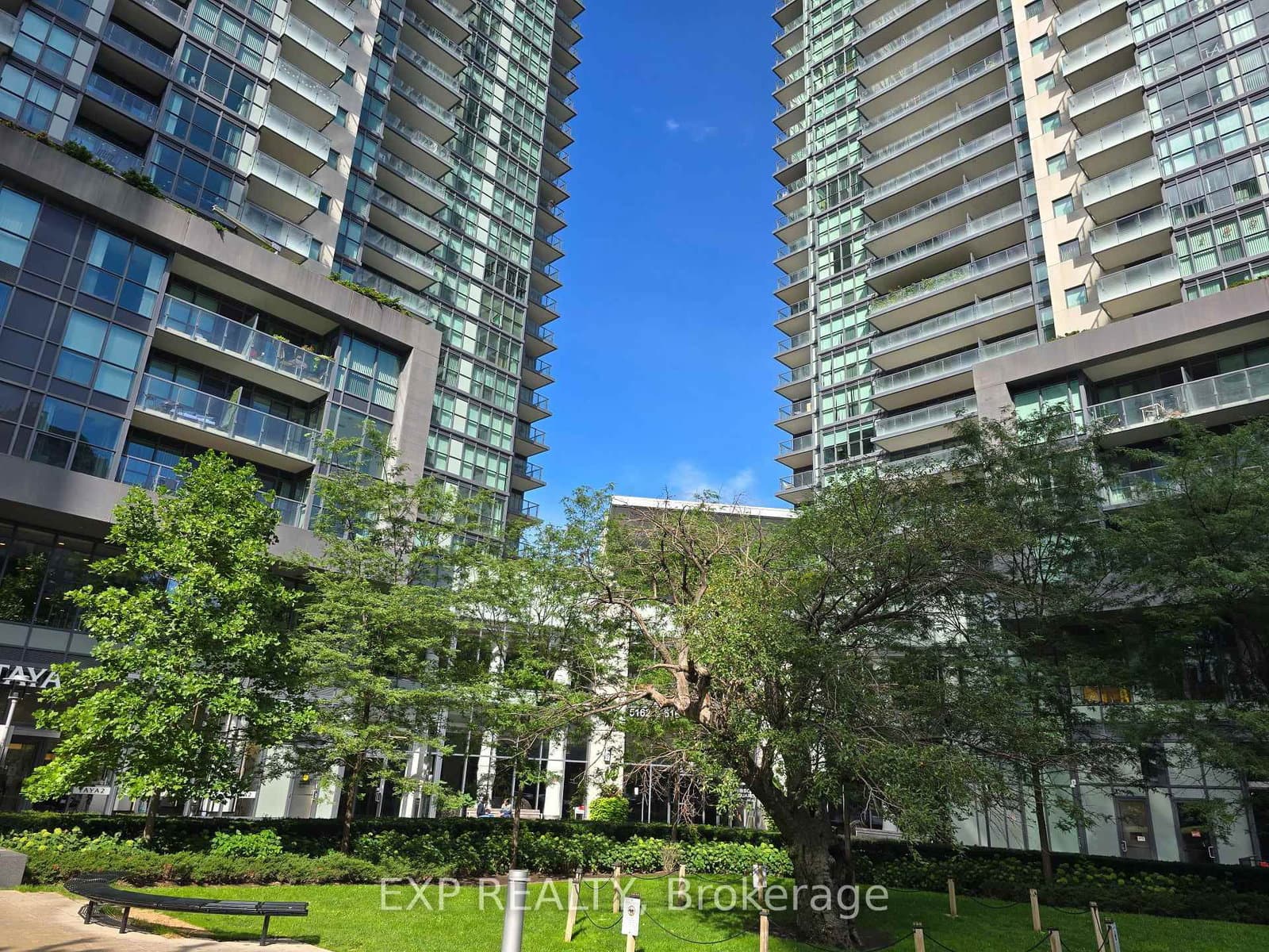 5168 Yonge Street, Unit 3715