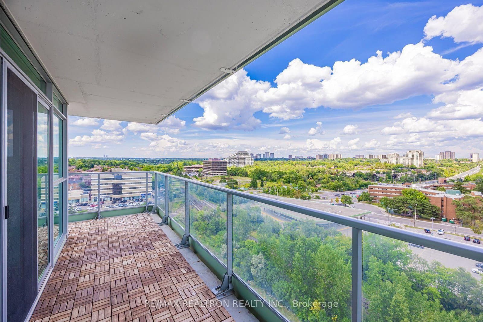 33 Singer Court, Unit 1102 thumbnail 17