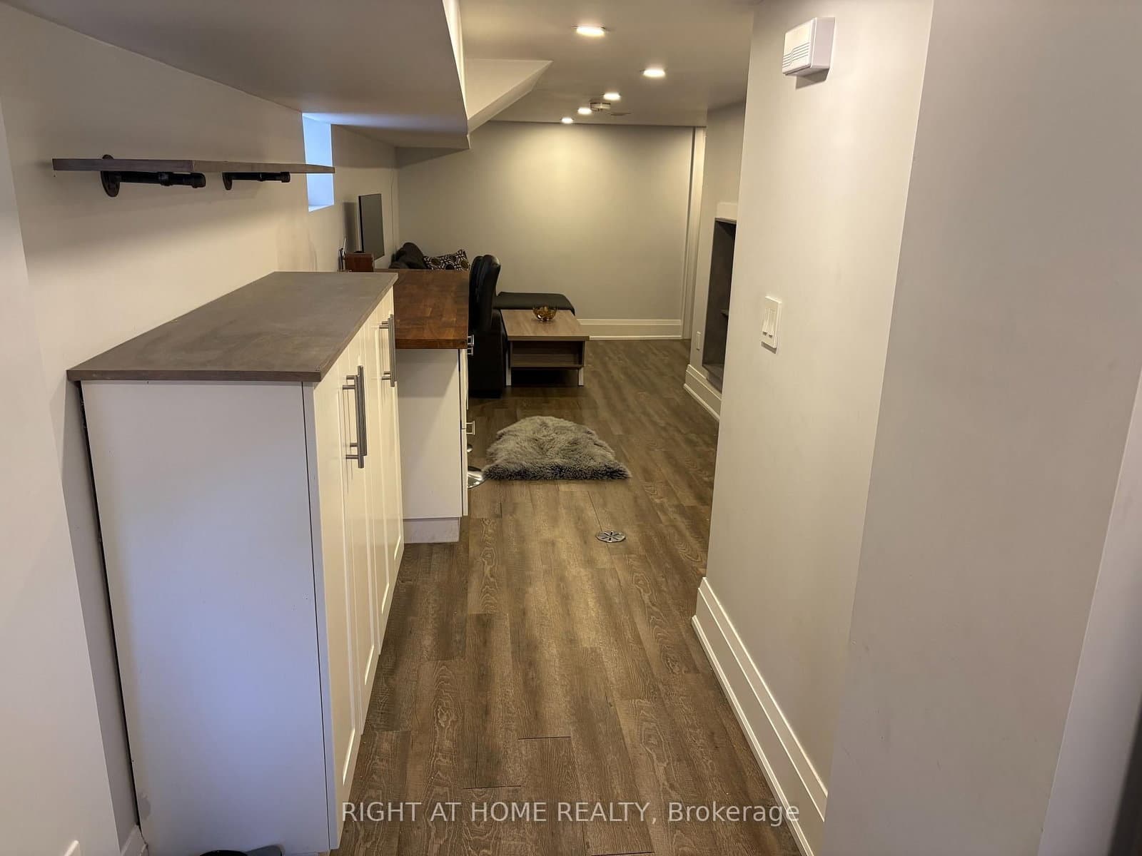 39 Amherst Avenue, Unit Lower thumbnail 5