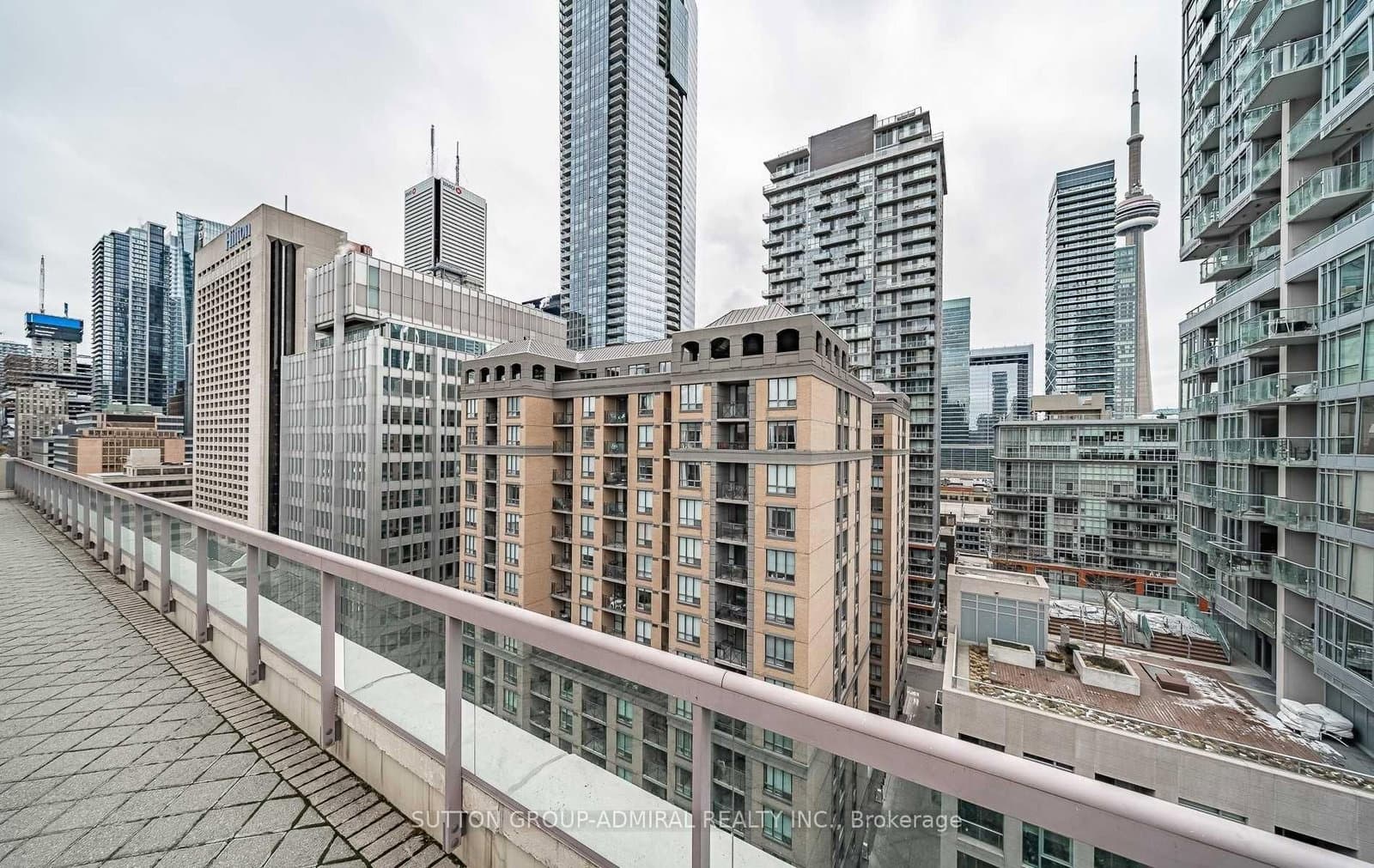 168 Simcoe Street, Unit 722 thumbnail 12