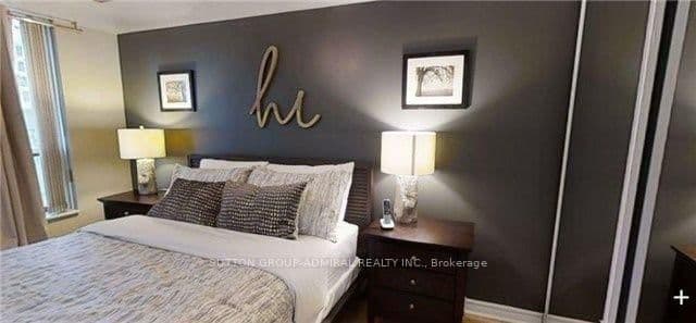 168 Simcoe Street, Unit 722 thumbnail 6