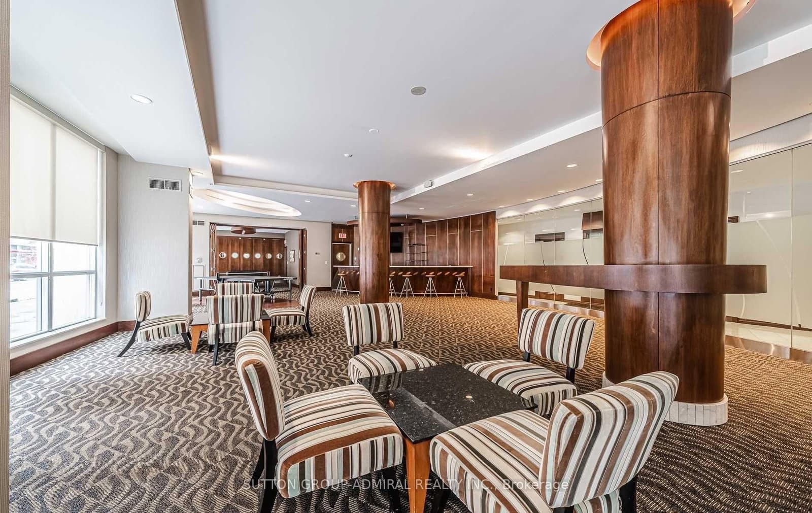 168 Simcoe Street, Unit 722 thumbnail 9