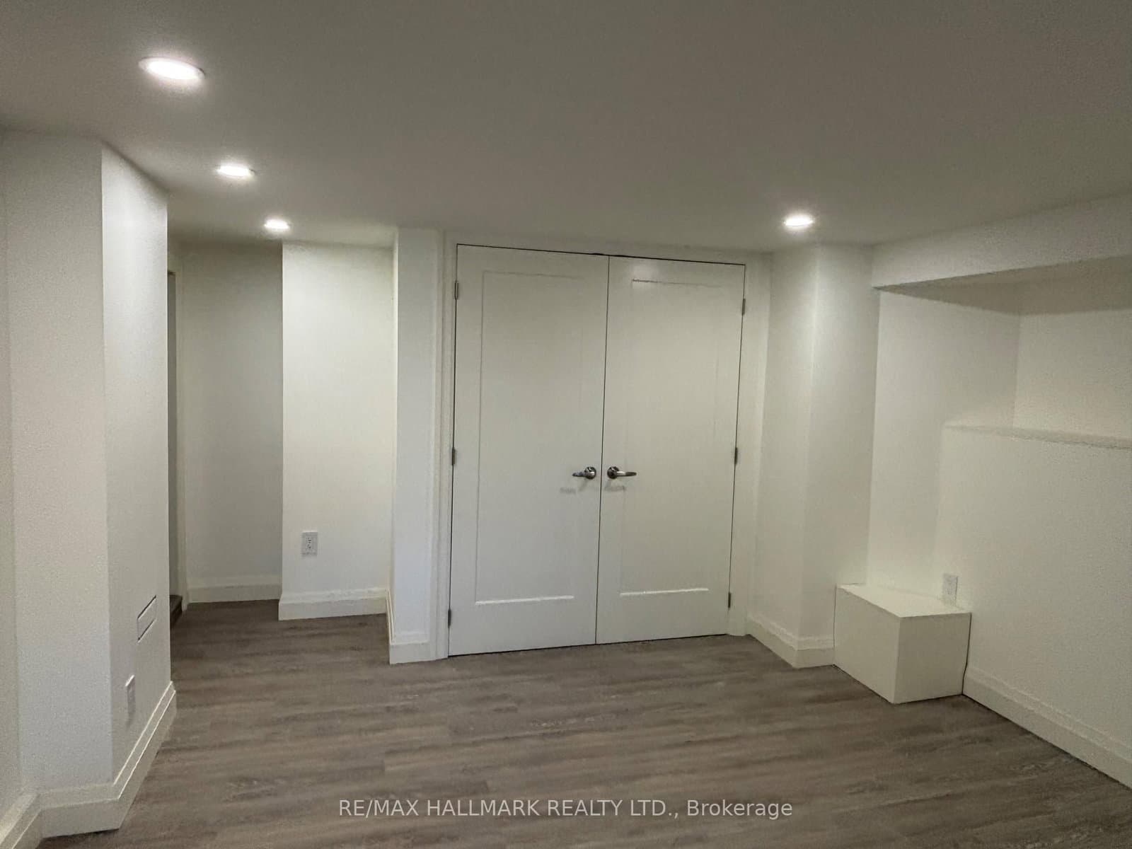 3 Whitewood Road, Unit Lower thumbnail 10