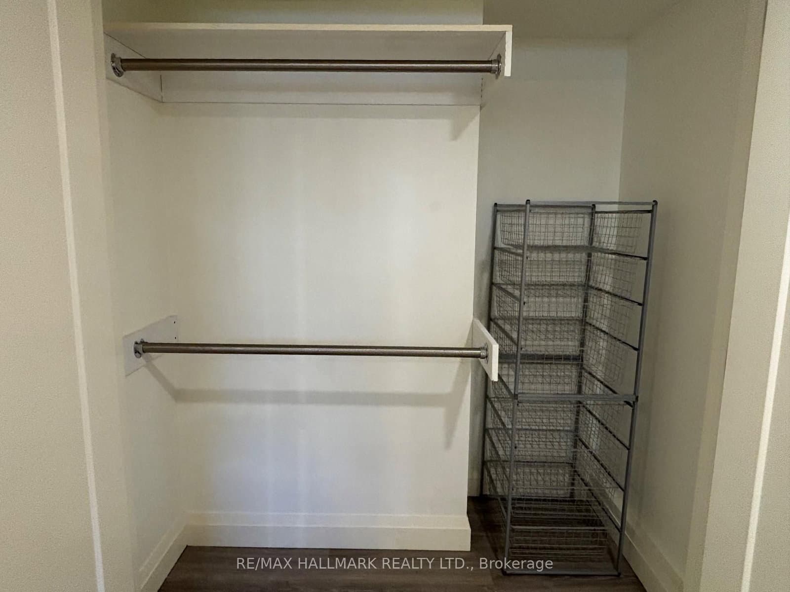 3 Whitewood Road, Unit Lower thumbnail 11