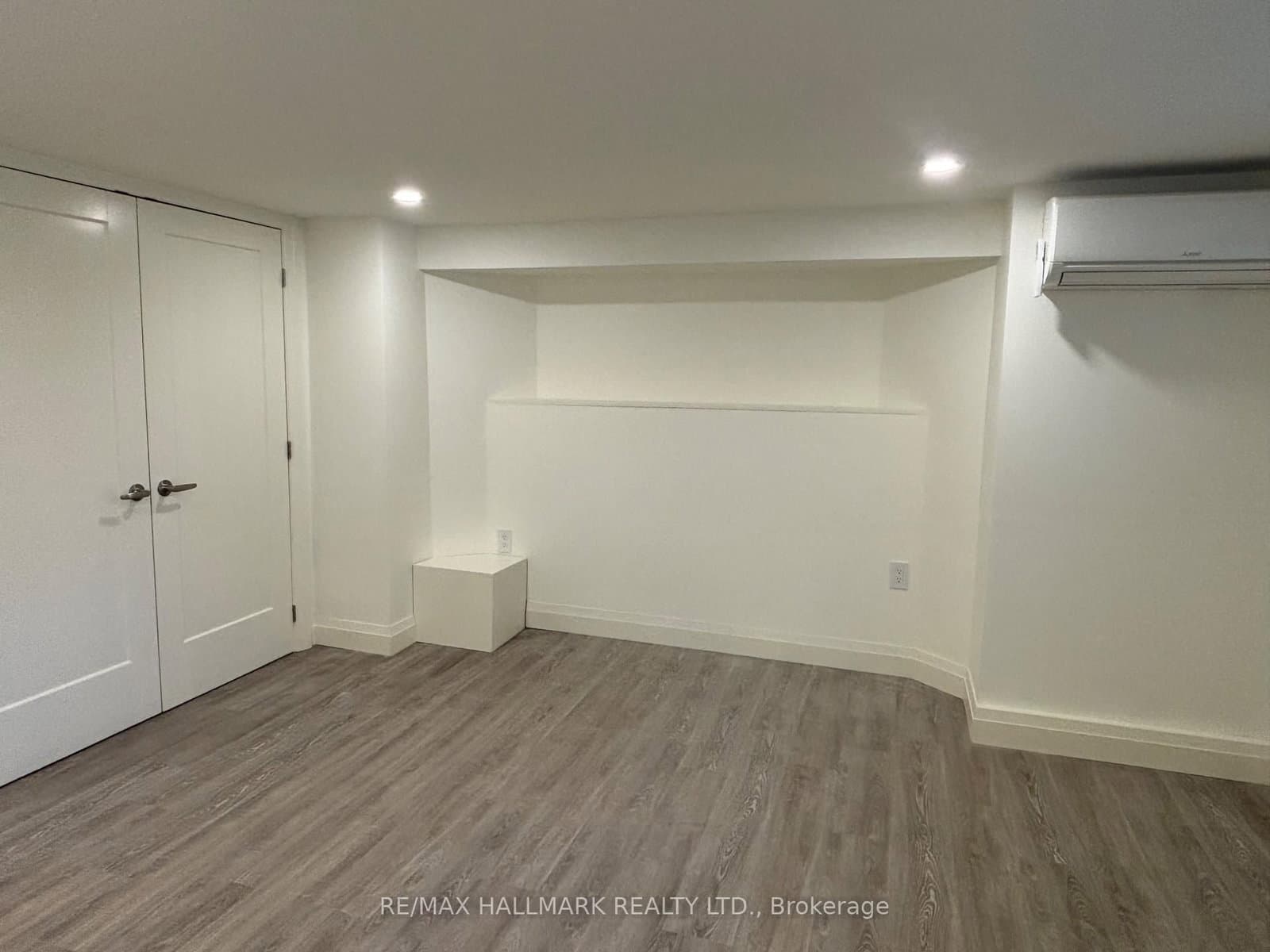 3 Whitewood Road, Unit Lower thumbnail 8