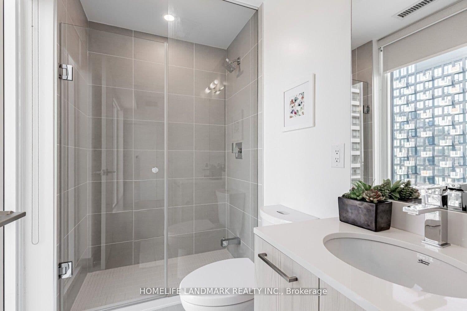 65 Mutual Street, Unit 2301 thumbnail 15