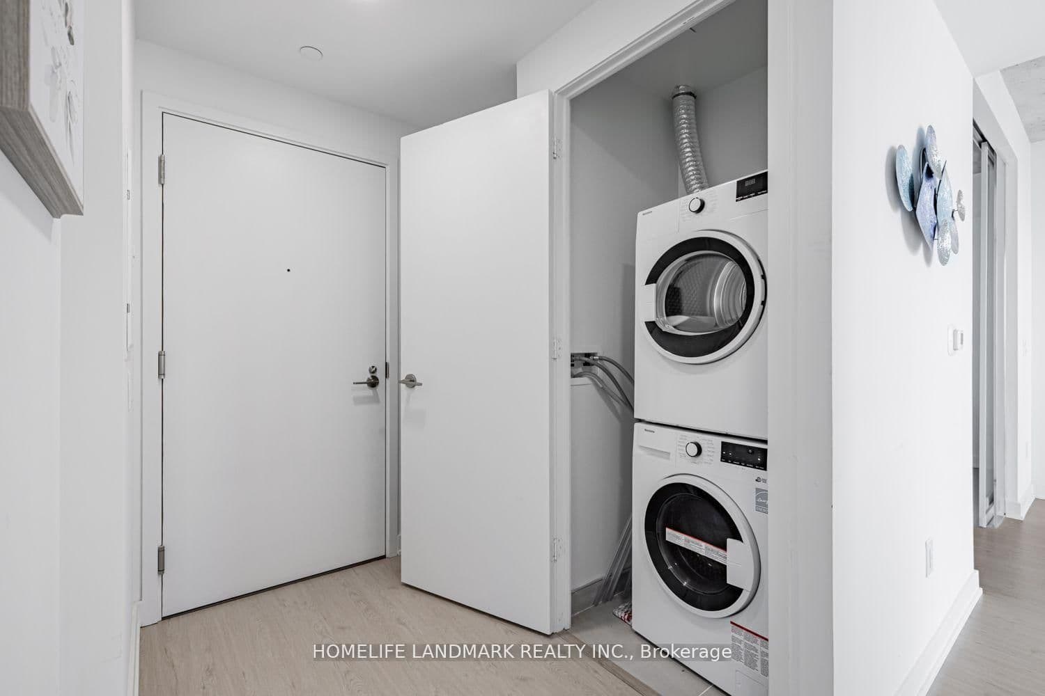65 Mutual Street, Unit 2301 thumbnail 25