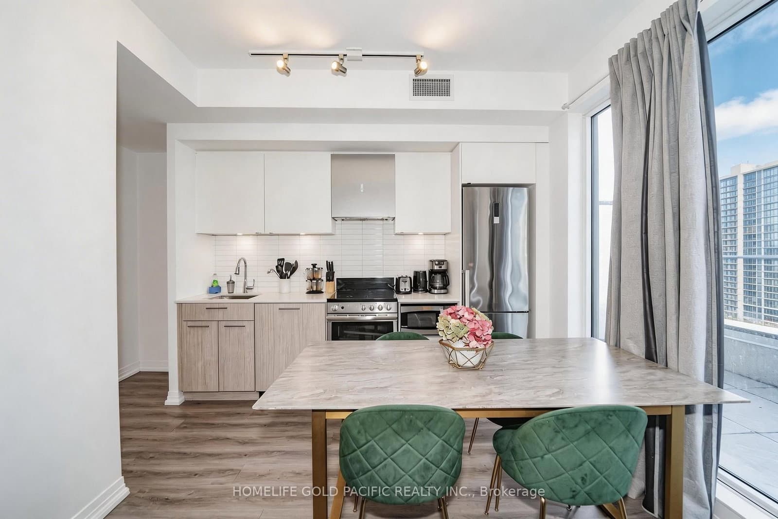 251 Jarvis Street, Unit 925 thumbnail 15