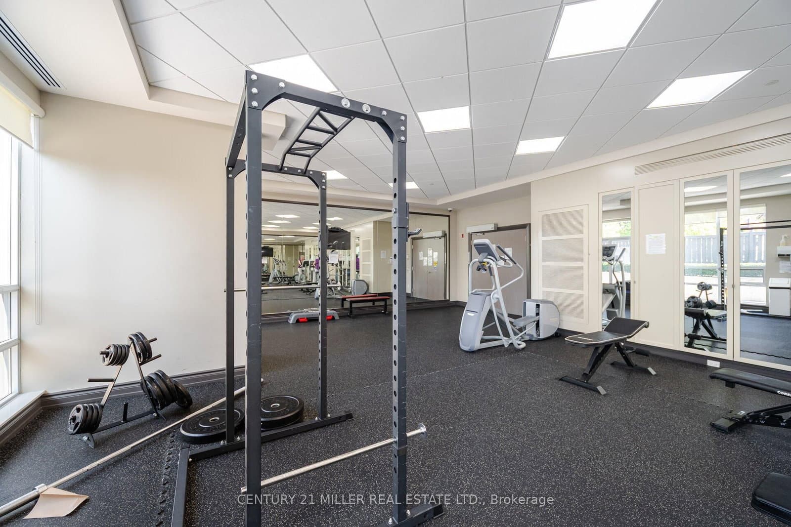 35 Saranac Boulevard, Unit Ph08 thumbnail 27