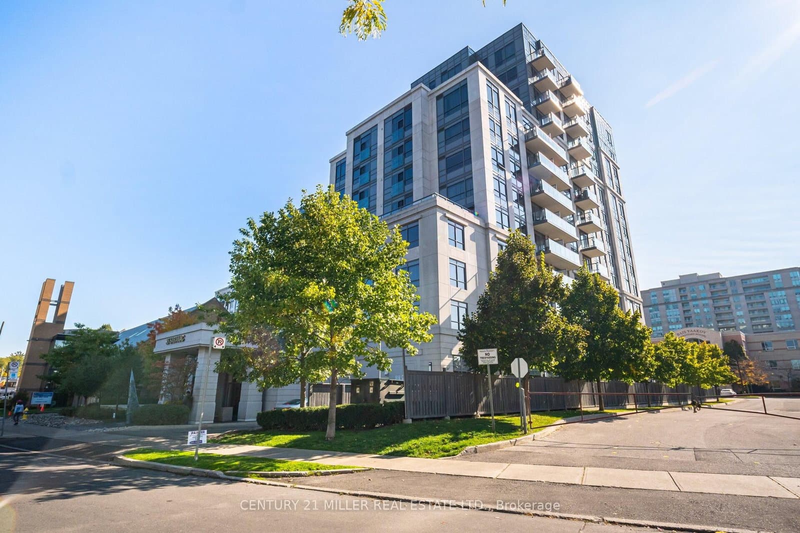 35 Saranac Boulevard, Unit Ph08 thumbnail 34