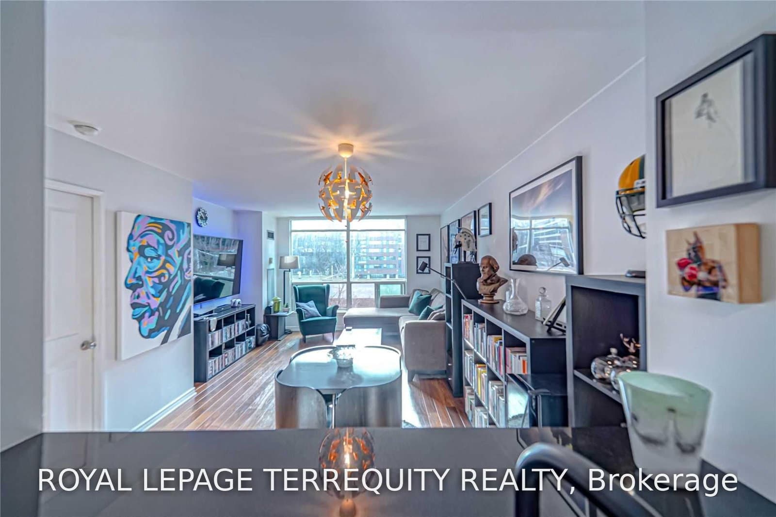 942 Yonge Street, Unit 319 thumbnail 8