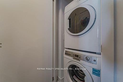 50 Forest Manor Road, Unit 1007 thumbnail 9