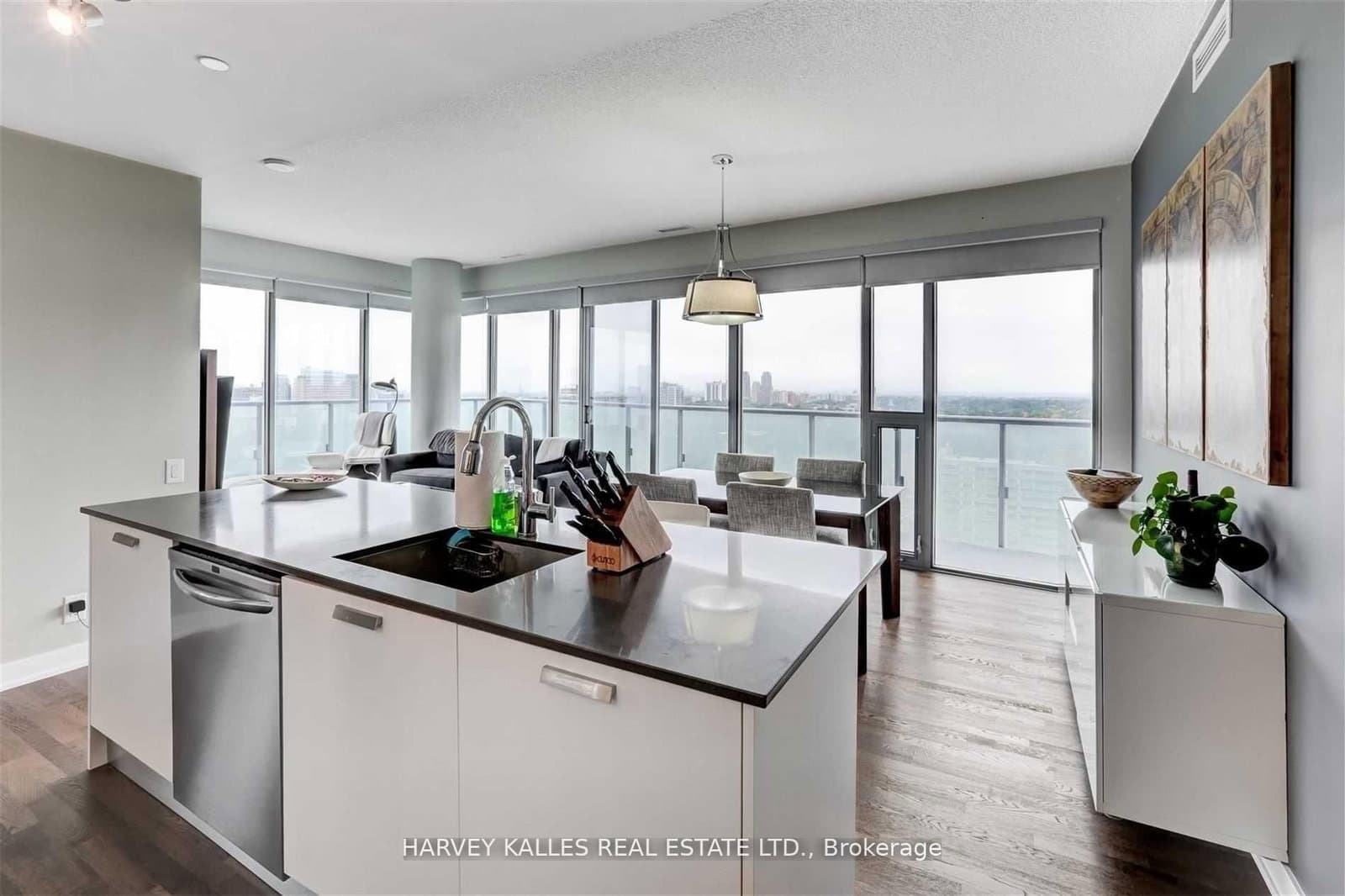 1815 Yonge Street, Unit 2502 thumbnail 5