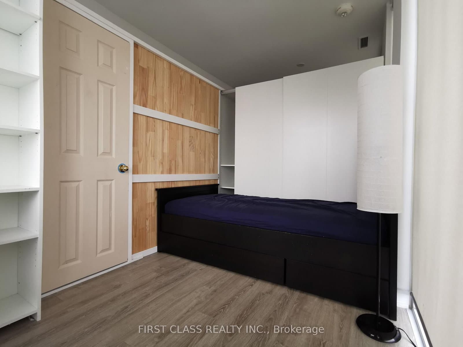 28 Wellesley Street E, Unit 3504 thumbnail 10