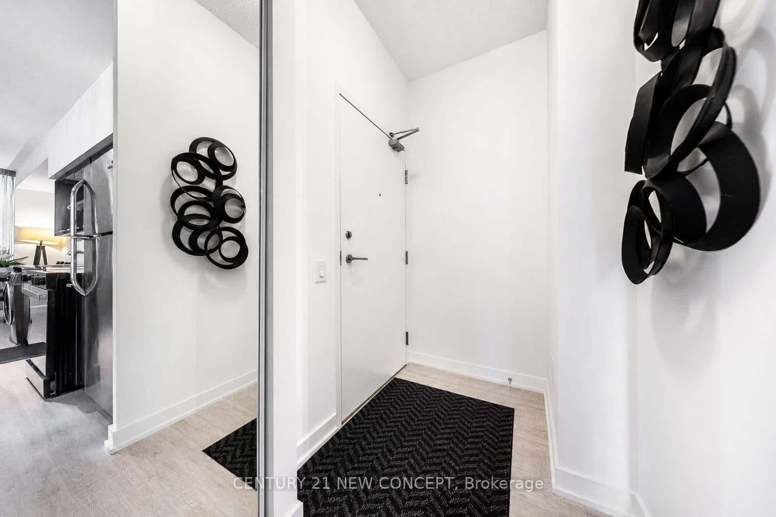 29 Singer Court, Unit 3109 thumbnail 3