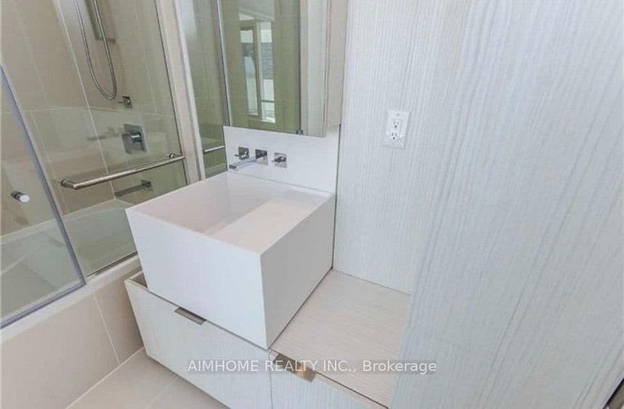 1 bloor Avenue E, Unit 2808 thumbnail 10