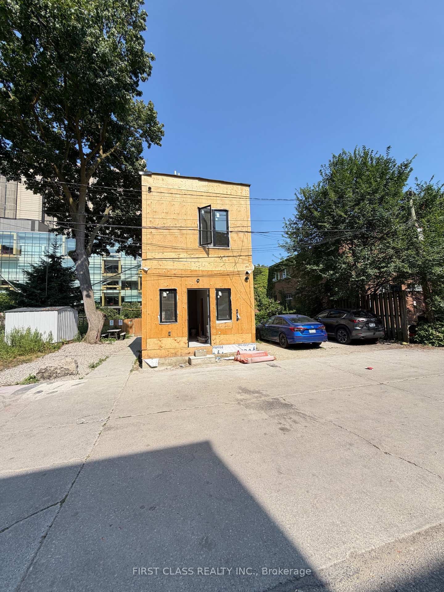 356 Huron Street - Image 1