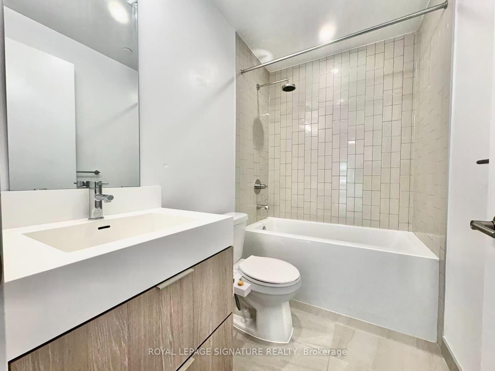 35 Tubman Avenue, Unit 613 thumbnail 10