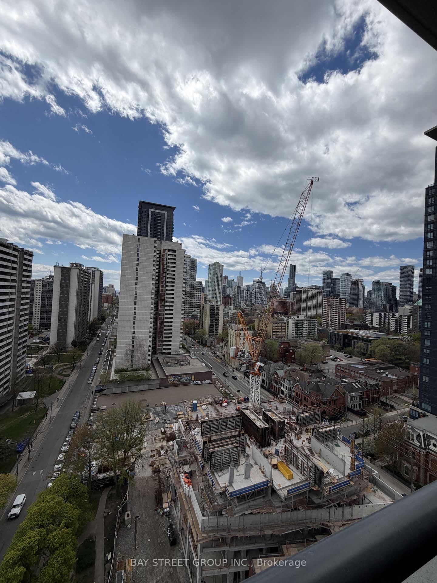 609 Sherbourne Street, Unit 1710 thumbnail 9