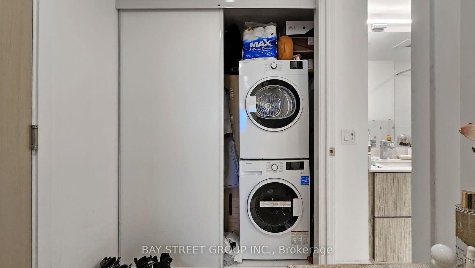 395 Bloor Street E, Unit 4206 thumbnail 9