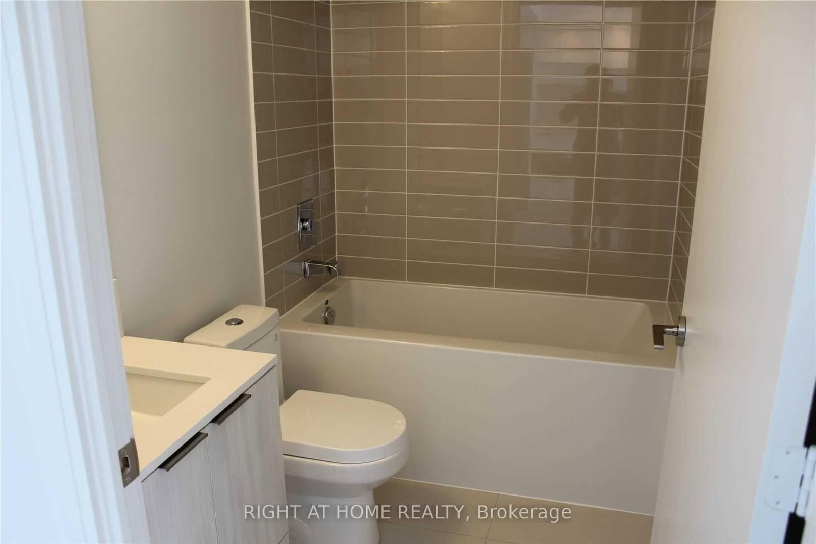 181 Dundas Street E, Unit 4608 thumbnail 6