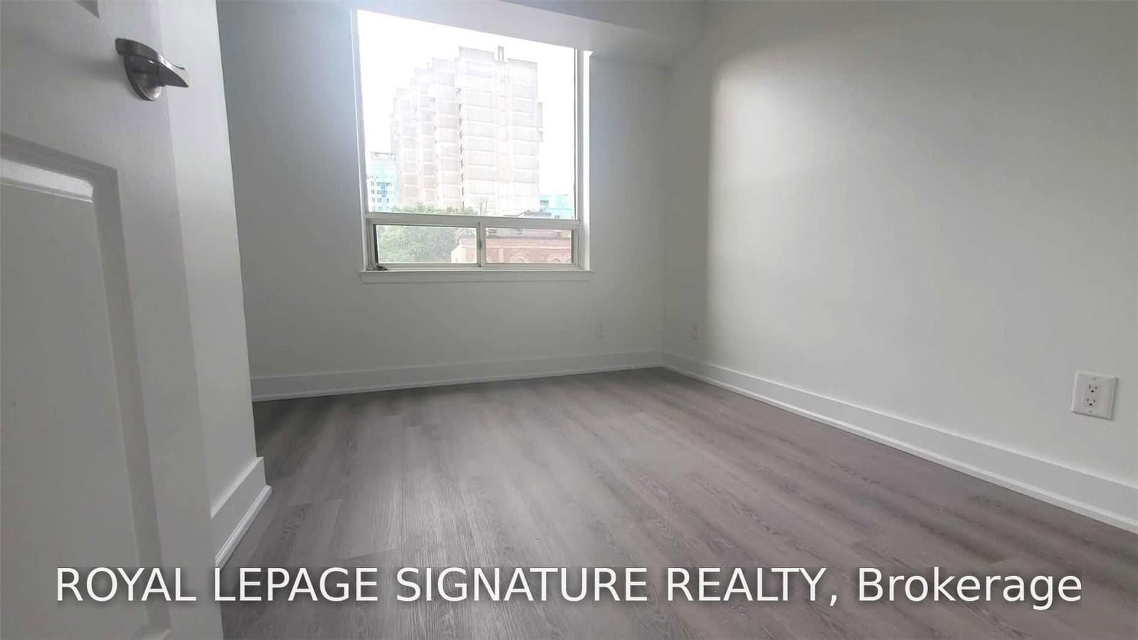633 Bay Street, Unit 419 thumbnail 19