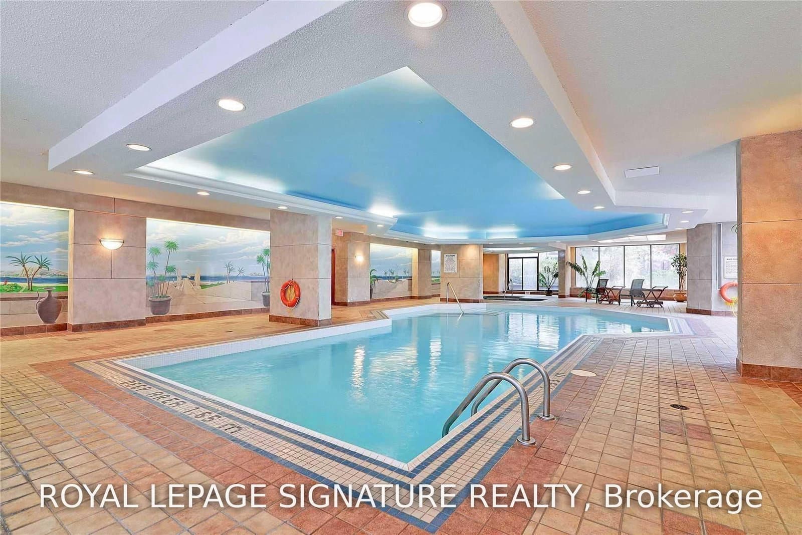 633 Bay Street, Unit 419 thumbnail 23
