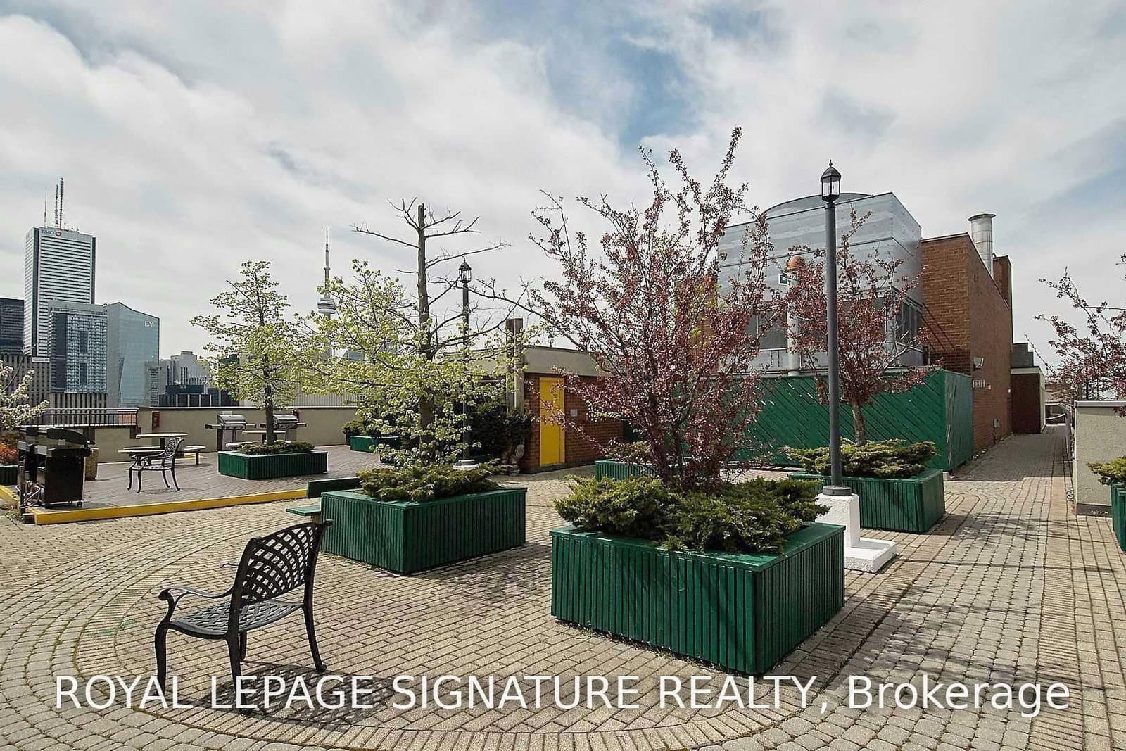 633 Bay Street, Unit 419 thumbnail 27