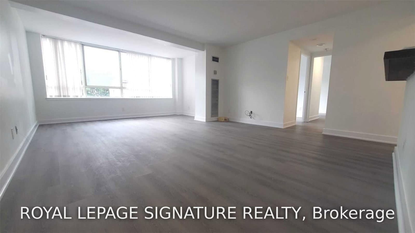 633 Bay Street, Unit 419 thumbnail 4