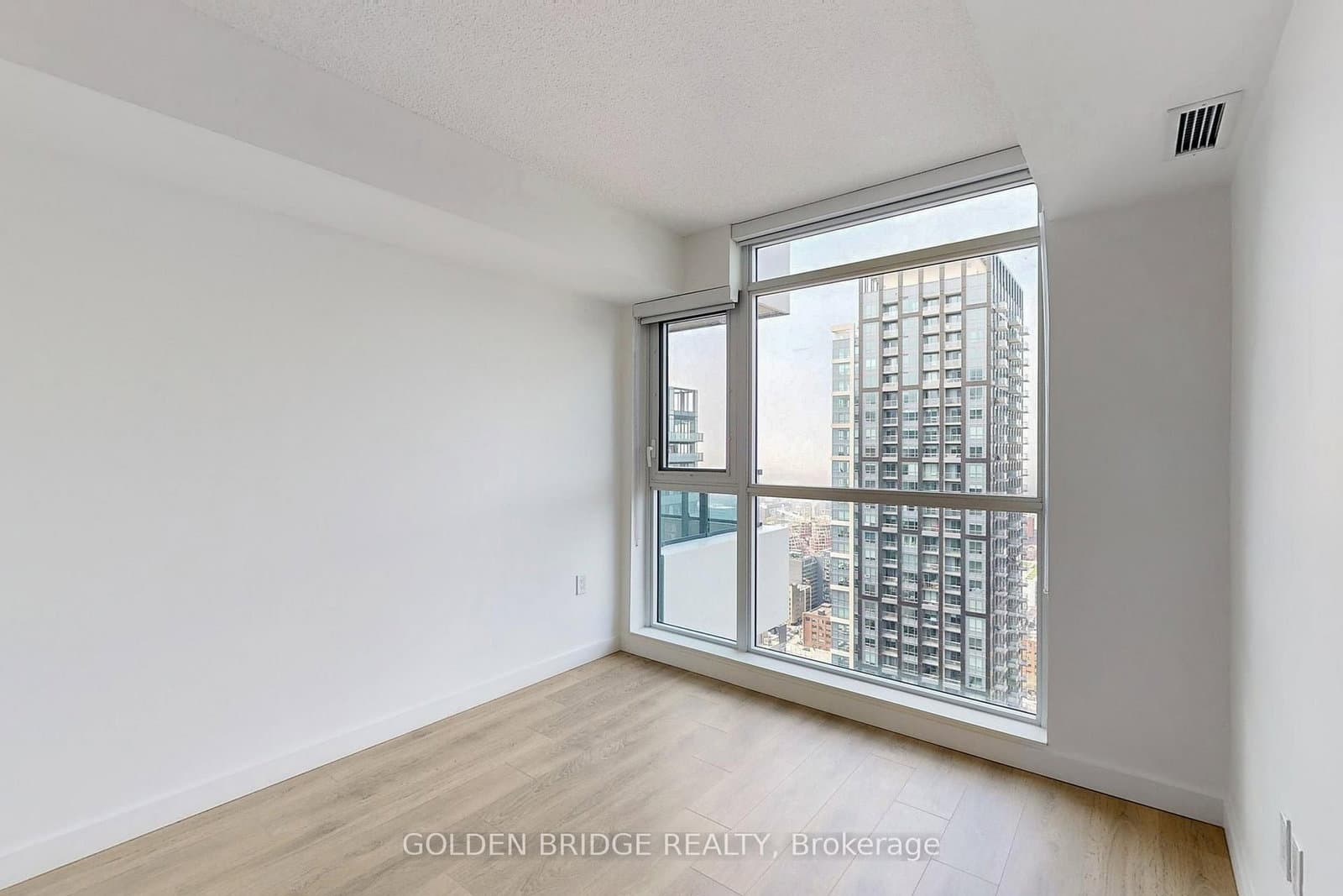38 Widmer Street, Unit 4211 thumbnail 13